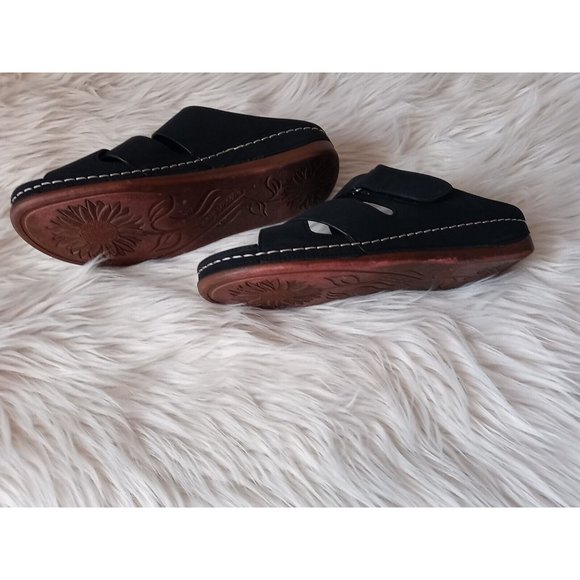 Easy Street Slip In Sandals Color Navy Blue Size 9 1/2 W Model ANNA Style - Picture 14 of 16